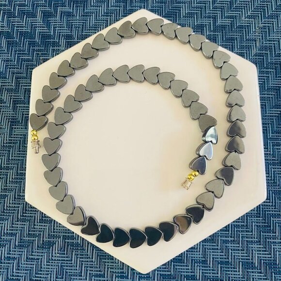 Vintage Heart Shaped Hematite Necklace - Picture 1 of 2